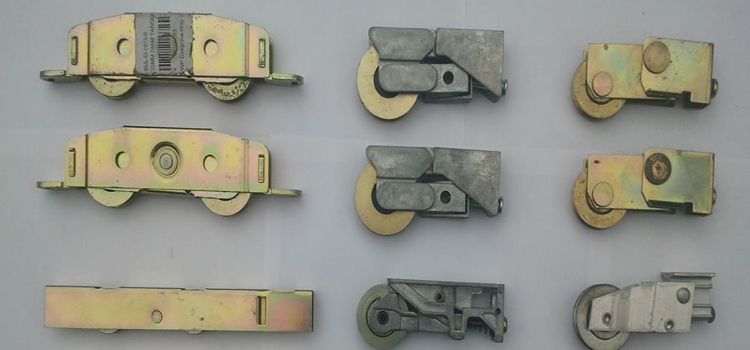 patio sliding door wheel replacement North Auburn